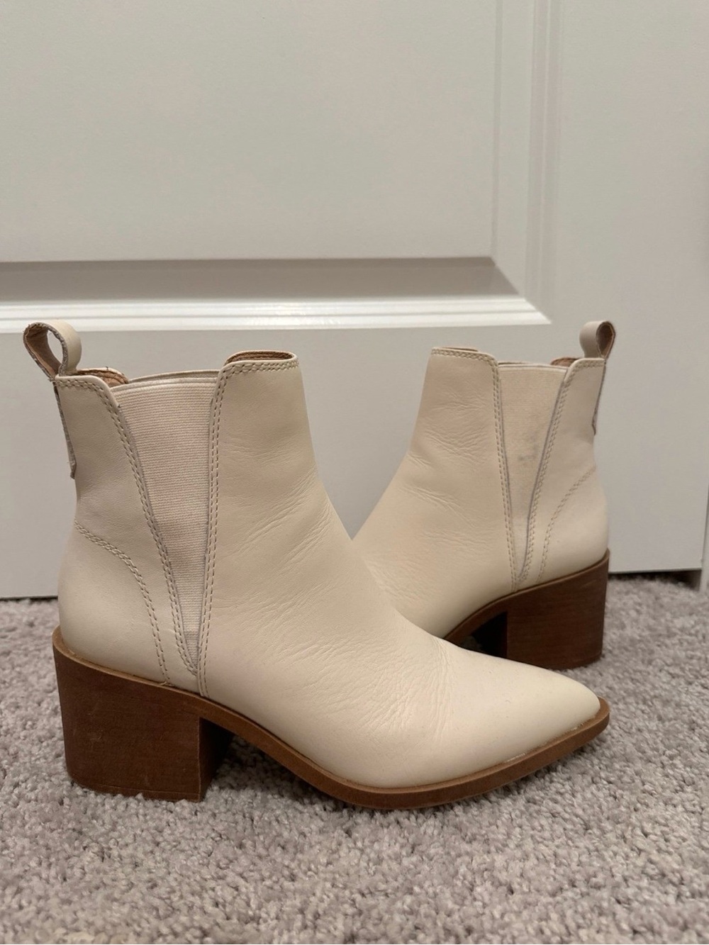 Steve Madden Cream Leather Ankle Boots